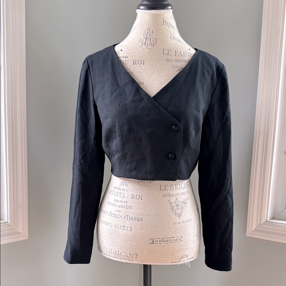 Vintage 90’s Liz Claiborne cropped black asymmetrical buttoned jacket EVC size 8